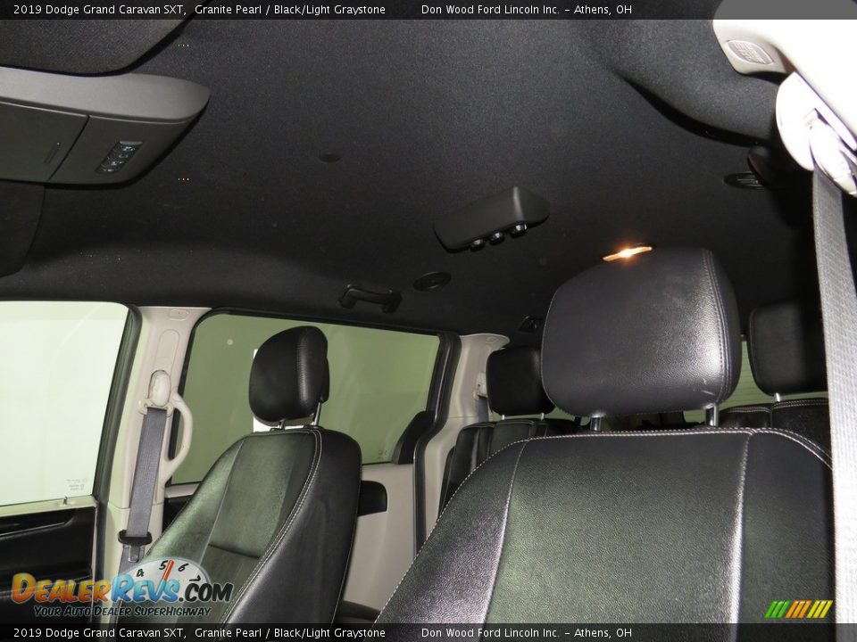 2019 Dodge Grand Caravan SXT Granite Pearl / Black/Light Graystone Photo #33