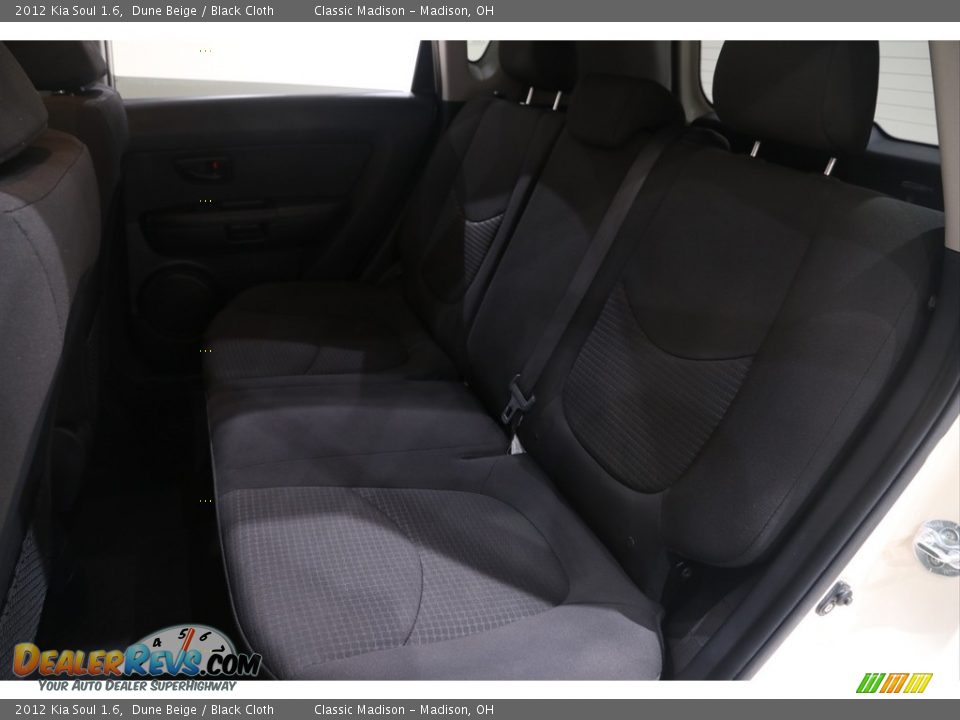 2012 Kia Soul 1.6 Dune Beige / Black Cloth Photo #18