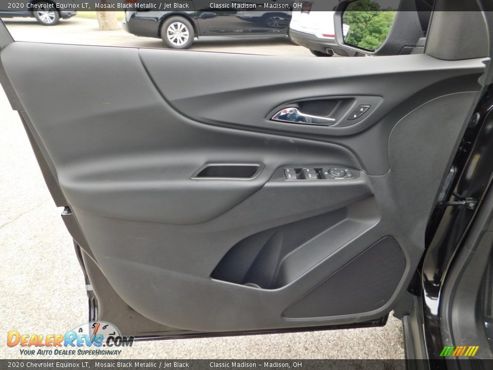 2020 Chevrolet Equinox LT Mosaic Black Metallic / Jet Black Photo #10