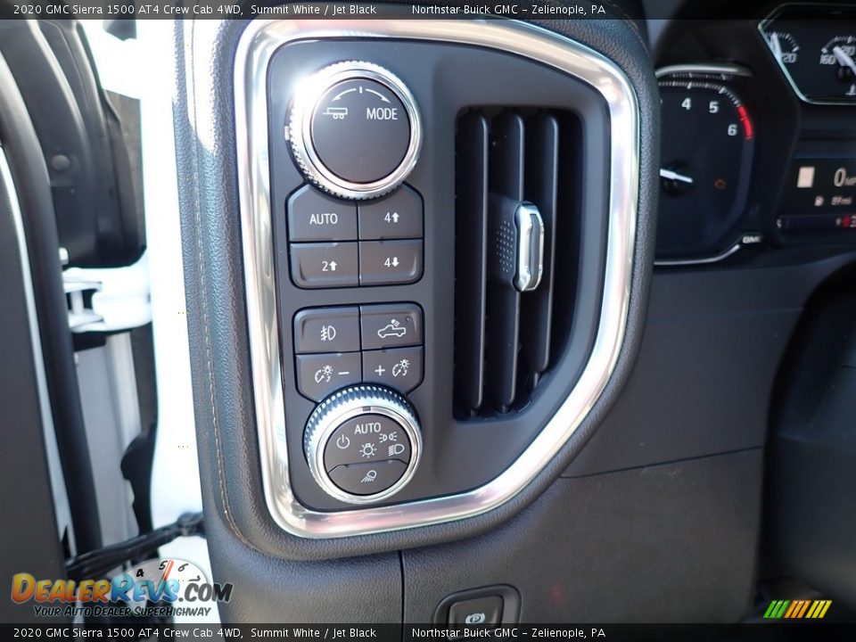 Controls of 2020 GMC Sierra 1500 AT4 Crew Cab 4WD Photo #11