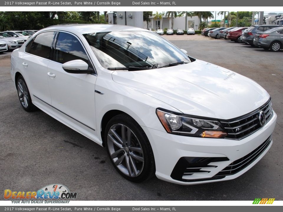 2017 Volkswagen Passat R-Line Sedan Pure White / Cornsilk Beige Photo #2
