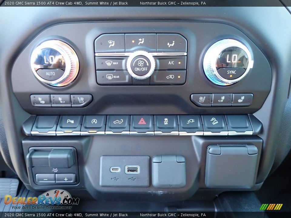 Controls of 2020 GMC Sierra 1500 AT4 Crew Cab 4WD Photo #18