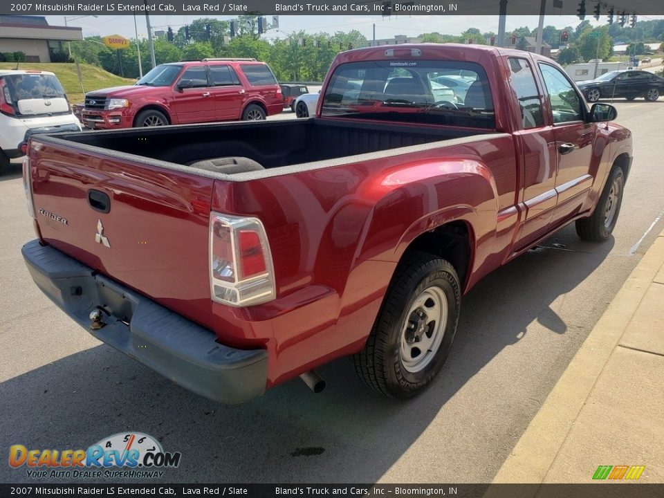 2007 Mitsubishi Raider LS Extended Cab Lava Red / Slate Photo #25