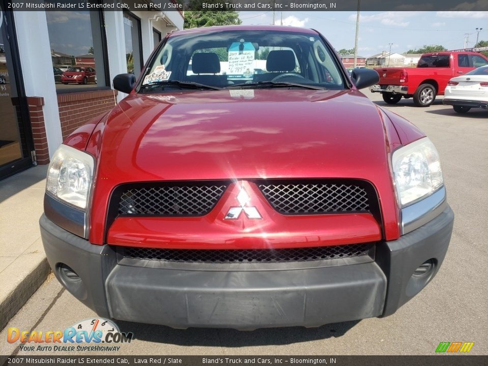 2007 Mitsubishi Raider LS Extended Cab Lava Red / Slate Photo #32