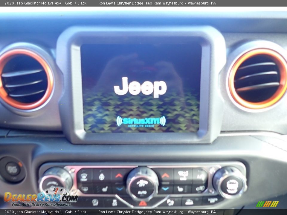 2020 Jeep Gladiator Mojave 4x4 Gobi / Black Photo #15