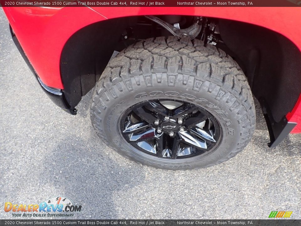 2020 Chevrolet Silverado 1500 Custom Trail Boss Double Cab 4x4 Red Hot / Jet Black Photo #2
