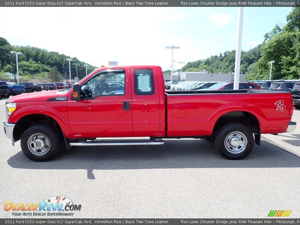 2011 Ford F250 Super Duty XLT SuperCab 4x4 Vermillion Red / Black Two Tone Leather Photo #2