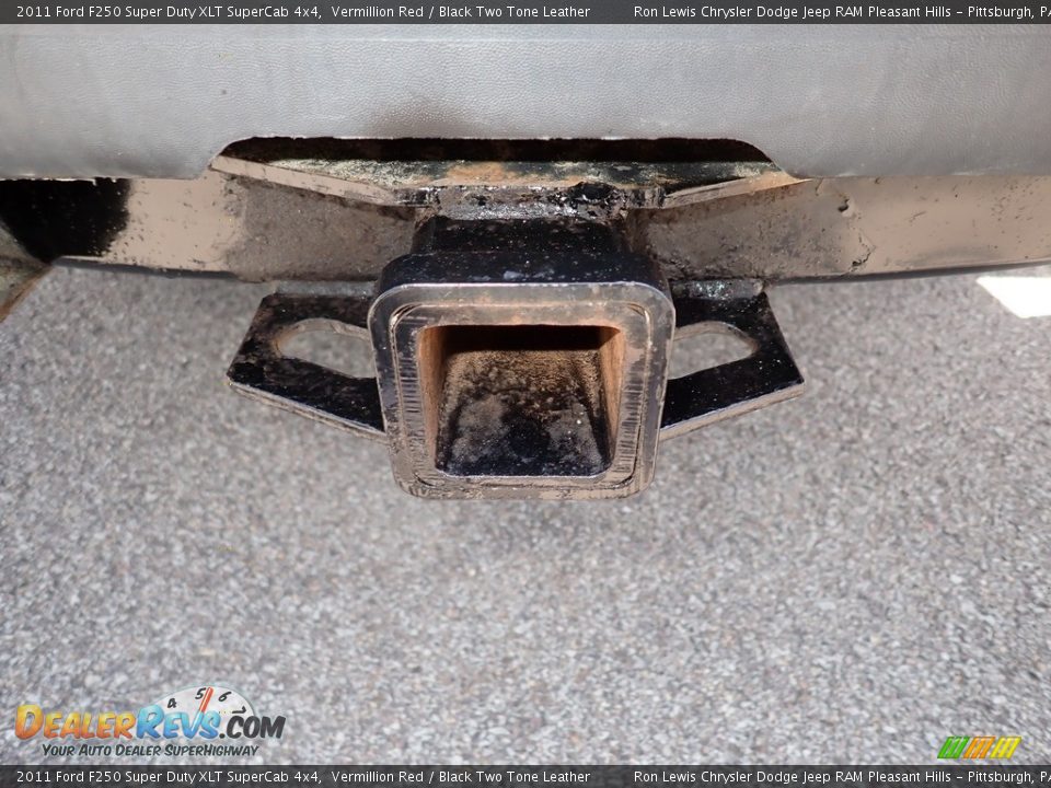 2011 Ford F250 Super Duty XLT SuperCab 4x4 Vermillion Red / Black Two Tone Leather Photo #5