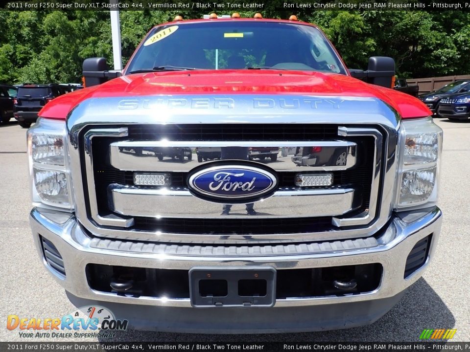 2011 Ford F250 Super Duty XLT SuperCab 4x4 Vermillion Red / Black Two Tone Leather Photo #9