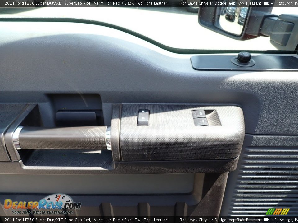 2011 Ford F250 Super Duty XLT SuperCab 4x4 Vermillion Red / Black Two Tone Leather Photo #14