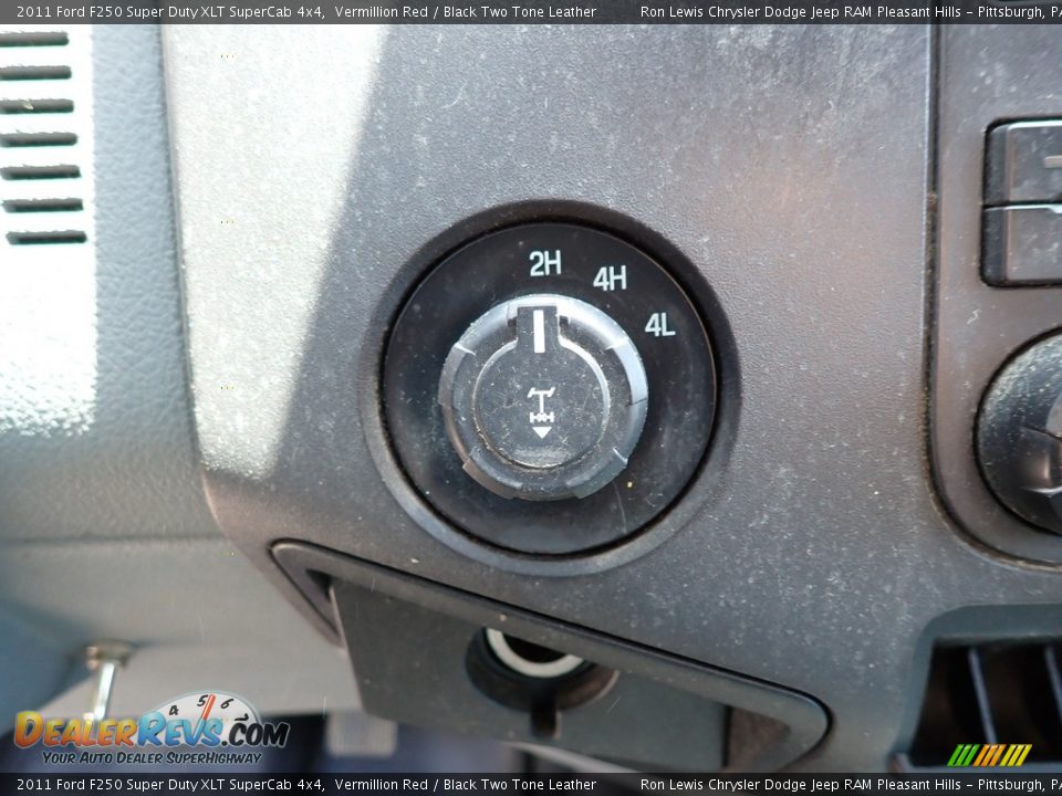 2011 Ford F250 Super Duty XLT SuperCab 4x4 Vermillion Red / Black Two Tone Leather Photo #16