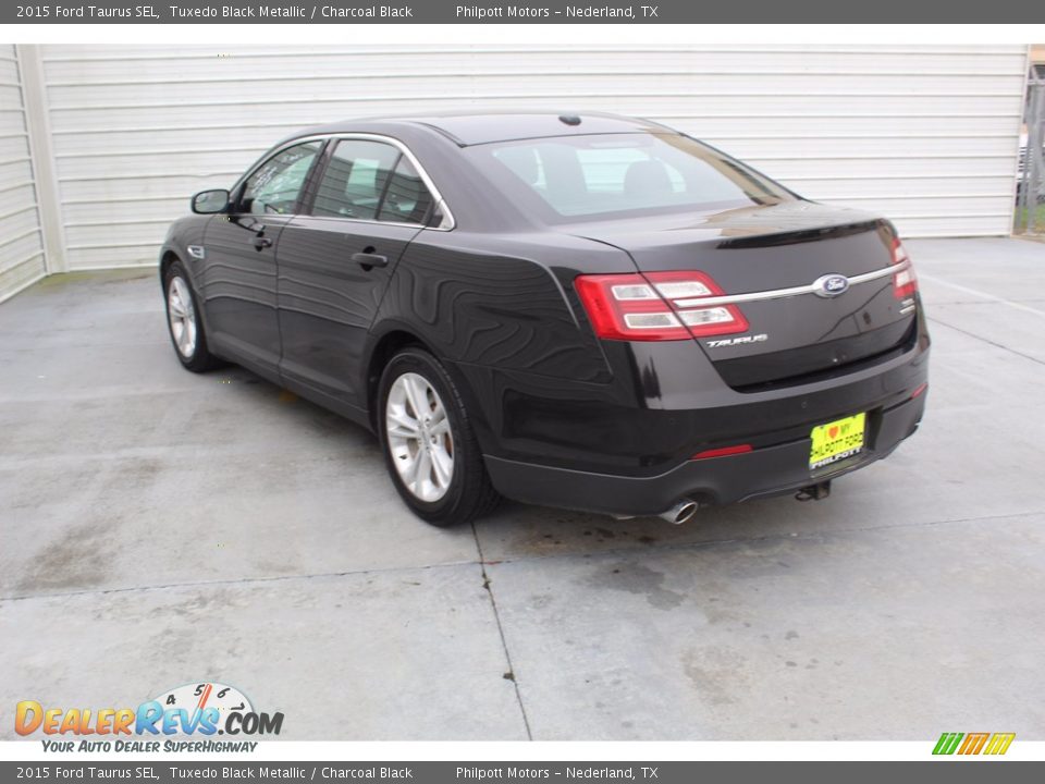 2015 Ford Taurus SEL Tuxedo Black Metallic / Charcoal Black Photo #8