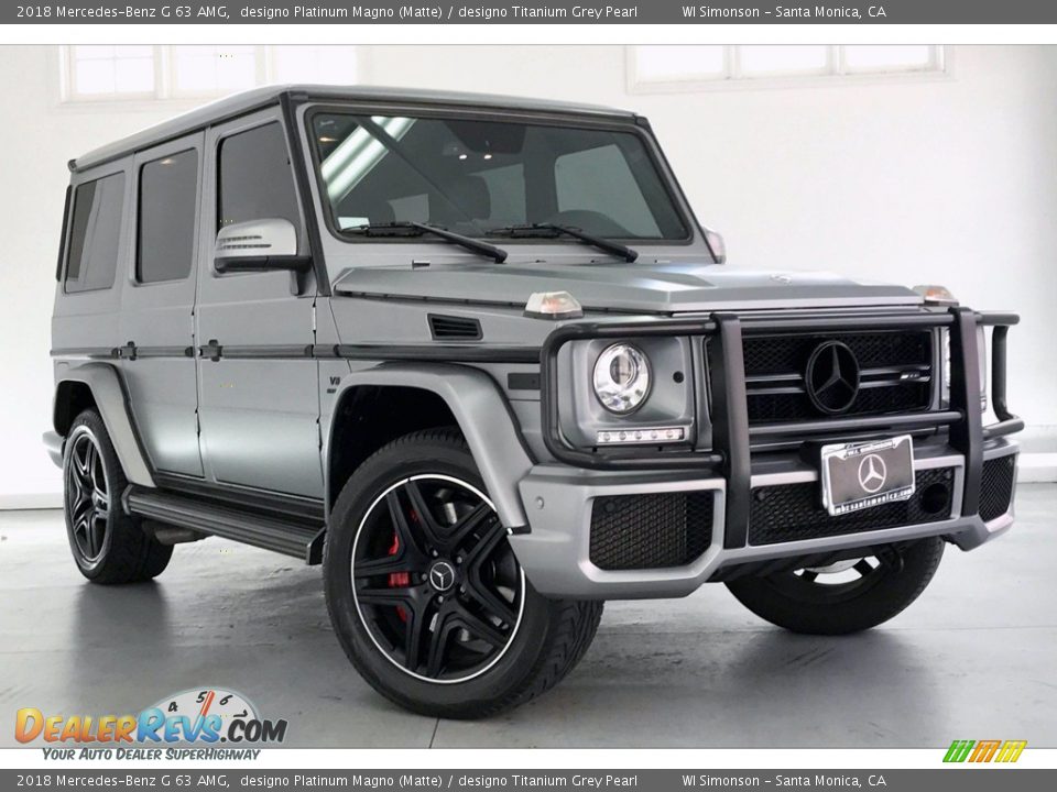 Front 3/4 View of 2018 Mercedes-Benz G 63 AMG Photo #34