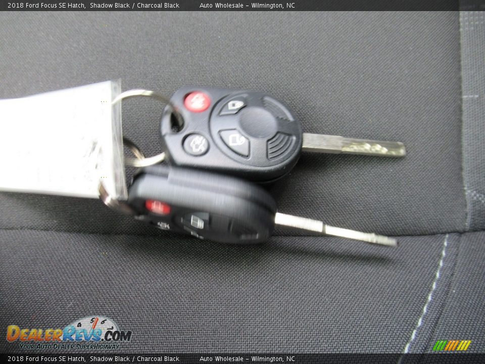 2018 Ford Focus SE Hatch Shadow Black / Charcoal Black Photo #20
