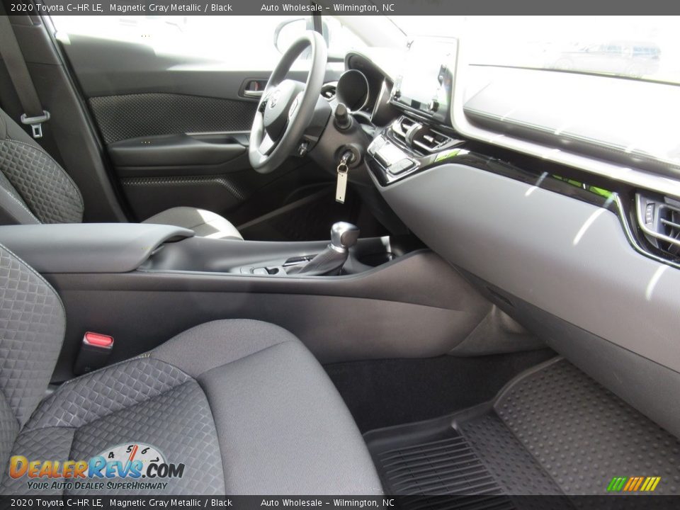 2020 Toyota C-HR LE Magnetic Gray Metallic / Black Photo #13