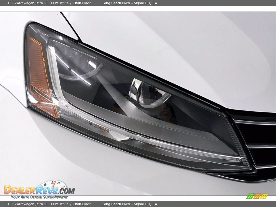 2017 Volkswagen Jetta SE Pure White / Titan Black Photo #26