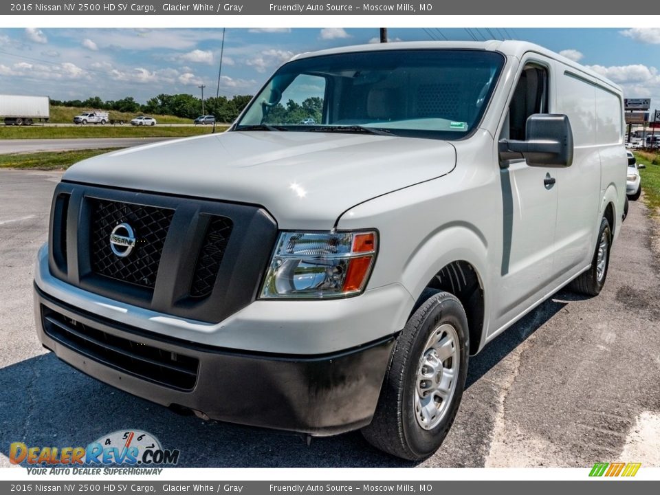 Front 3/4 View of 2016 Nissan NV 2500 HD SV Cargo Photo #8