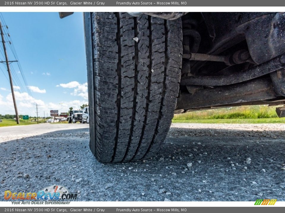 2016 Nissan NV 3500 HD SV Cargo Glacier White / Gray Photo #11