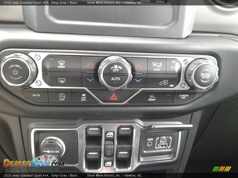 2020 Jeep Gladiator Sport 4x4 Sting-Gray / Black Photo #24
