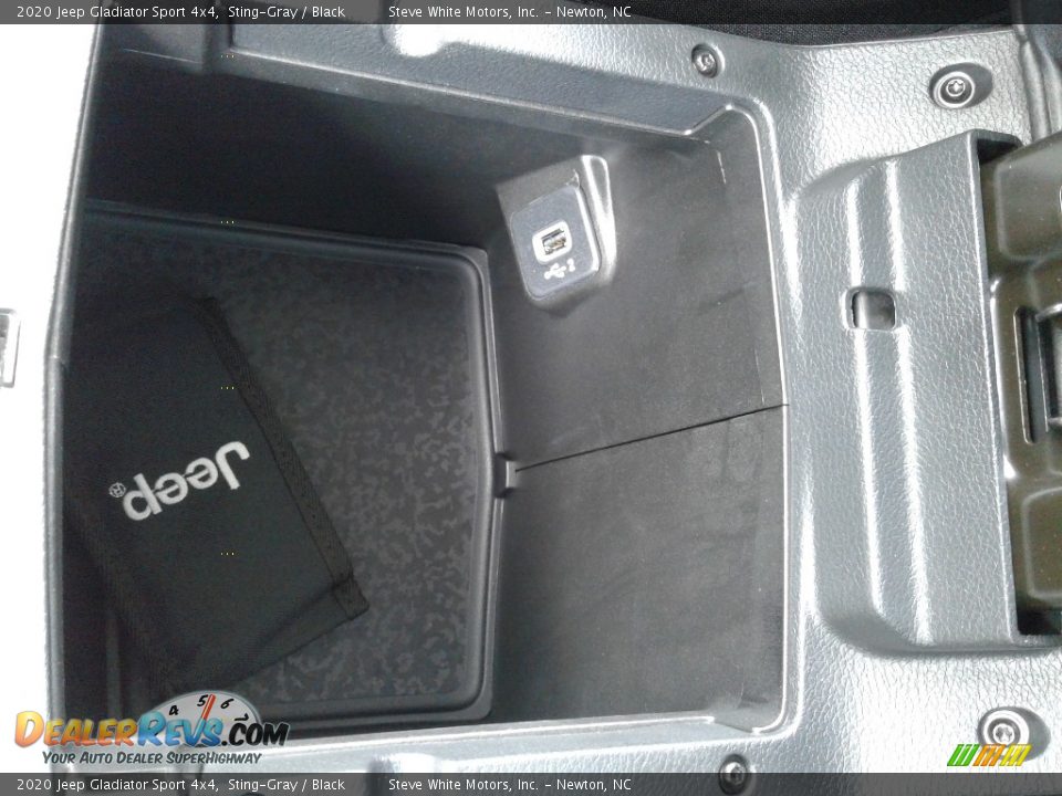 2020 Jeep Gladiator Sport 4x4 Sting-Gray / Black Photo #26