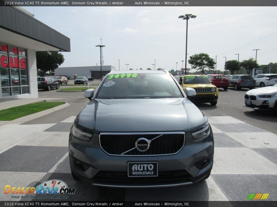 2019 Volvo XC40 T5 Momentum AWD Osmium Grey Metallic / Amber Photo #2