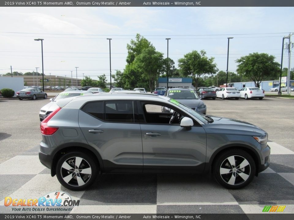 2019 Volvo XC40 T5 Momentum AWD Osmium Grey Metallic / Amber Photo #3