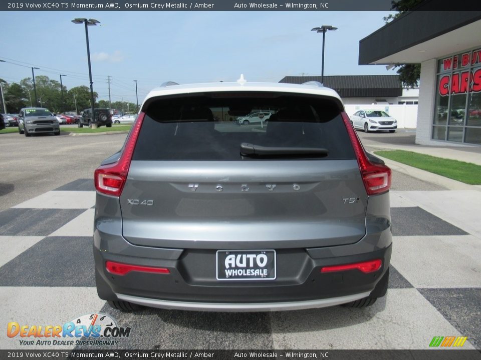 2019 Volvo XC40 T5 Momentum AWD Osmium Grey Metallic / Amber Photo #4