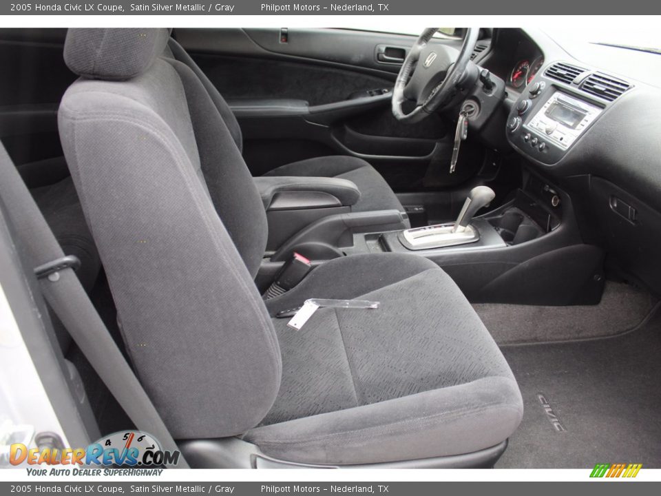 2005 Honda Civic LX Coupe Satin Silver Metallic / Gray Photo #22