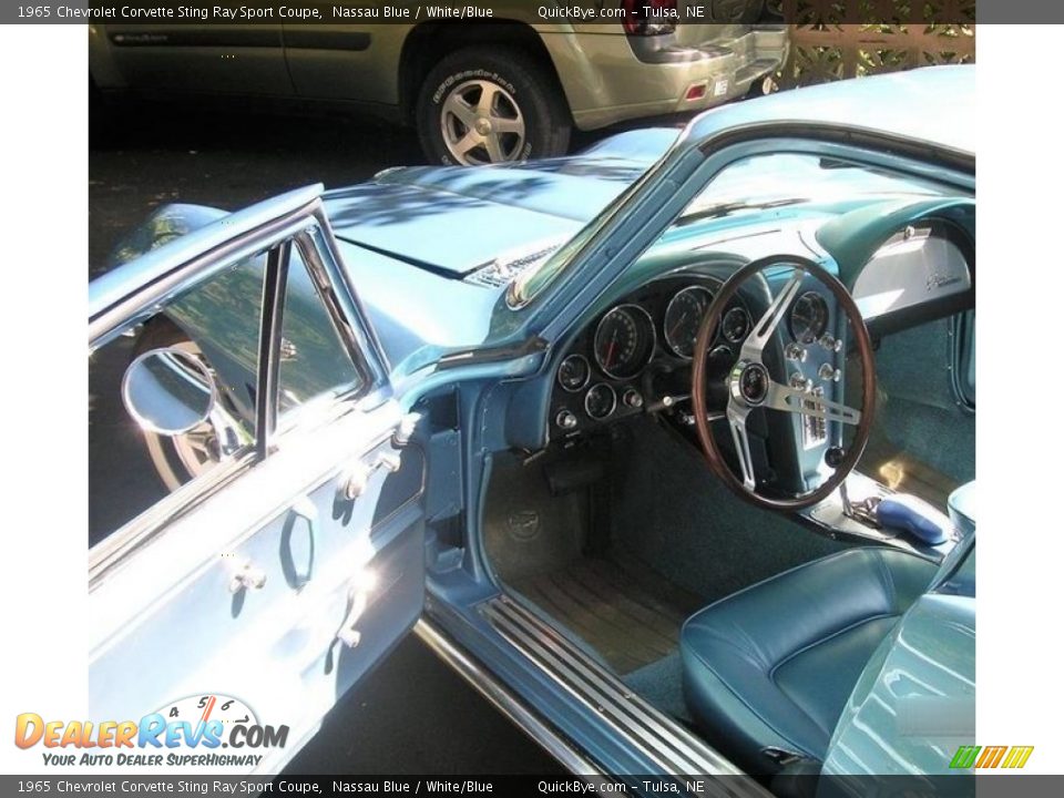 1965 Chevrolet Corvette Sting Ray Sport Coupe Nassau Blue / White/Blue Photo #8