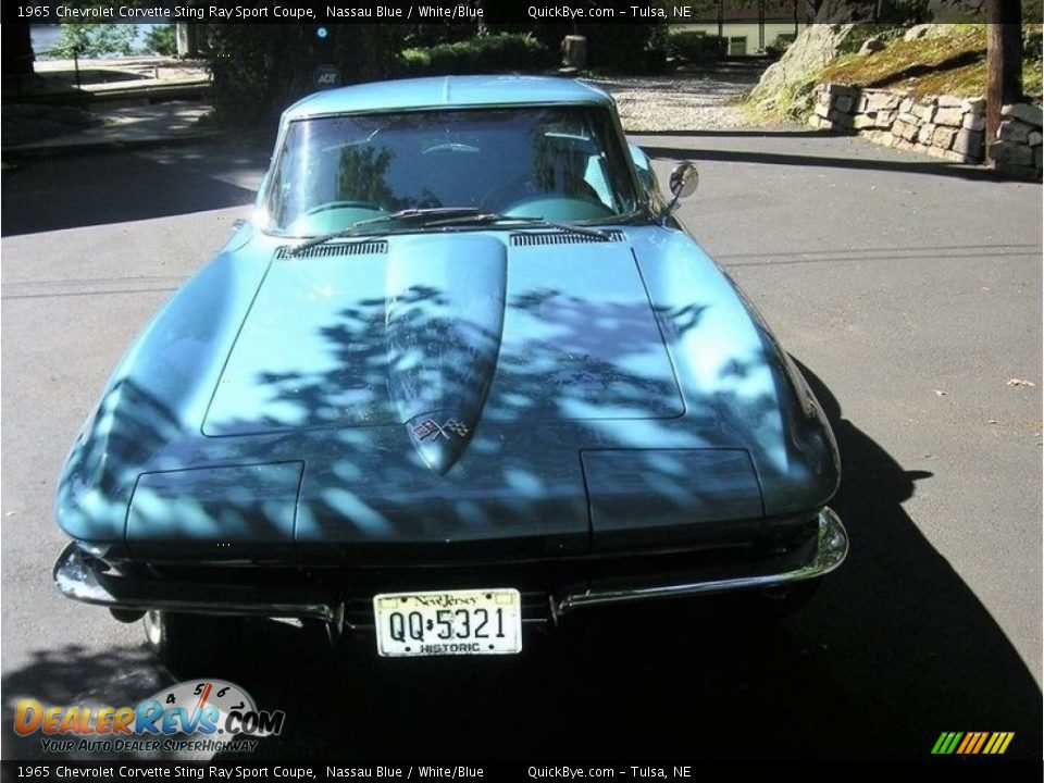 1965 Chevrolet Corvette Sting Ray Sport Coupe Nassau Blue / White/Blue Photo #10