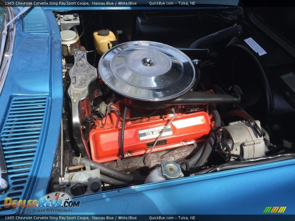 1965 Chevrolet Corvette Sting Ray Sport Coupe 327 cid 300 hp V8 Engine Photo #16