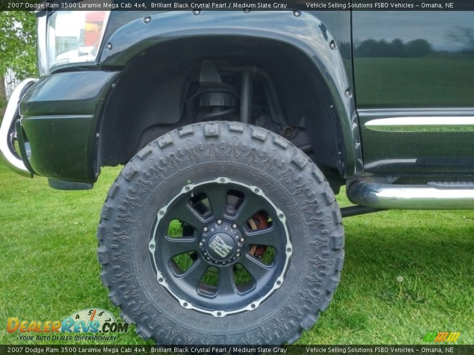 Custom Wheels of 2007 Dodge Ram 3500 Laramie Mega Cab 4x4 Photo #4