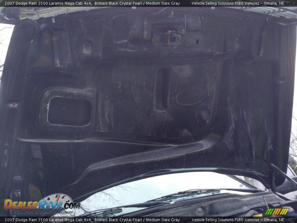 2007 Dodge Ram 3500 Laramie Mega Cab 4x4 Brilliant Black Crystal Pearl / Medium Slate Gray Photo #13