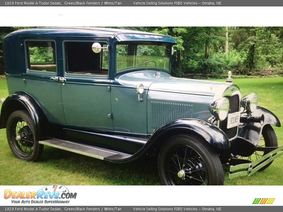 1929 Ford Model A Tudor Sedan Green/Black Fenders / White/Tan Photo #3