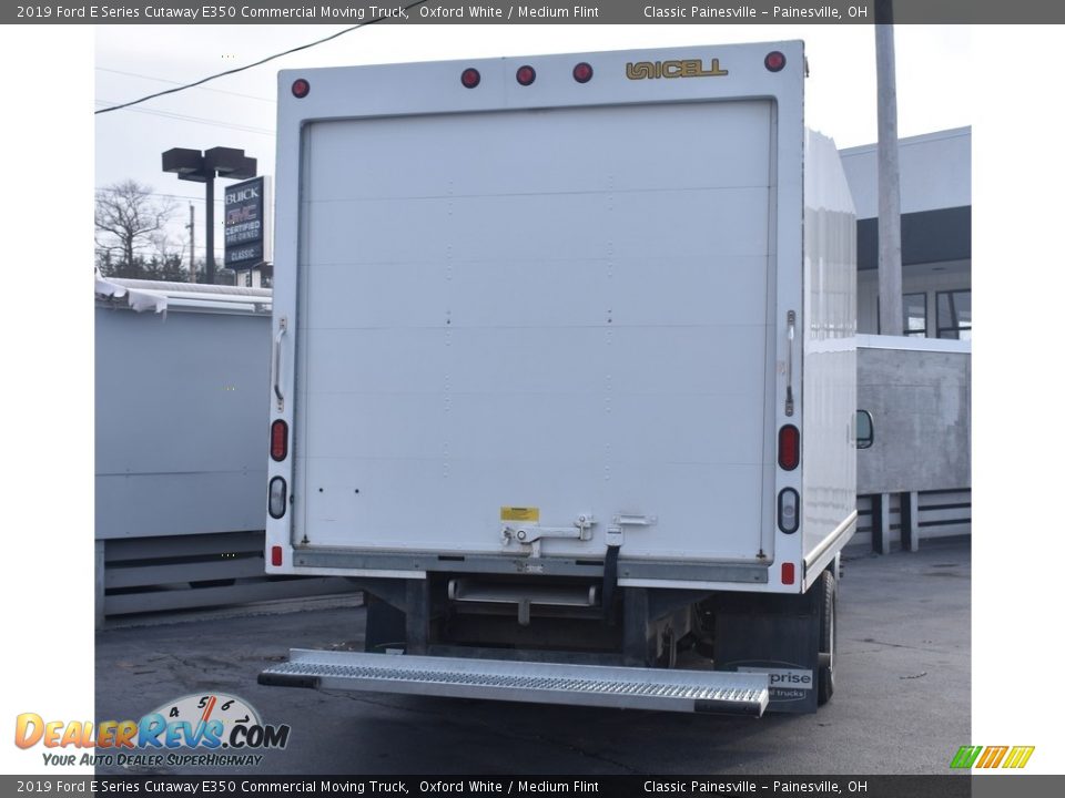 2019 Ford E Series Cutaway E350 Commercial Moving Truck Oxford White / Medium Flint Photo #3