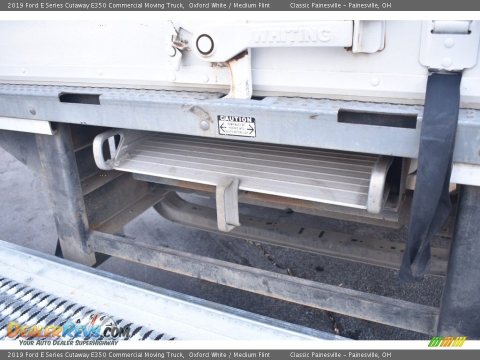 2019 Ford E Series Cutaway E350 Commercial Moving Truck Oxford White / Medium Flint Photo #13