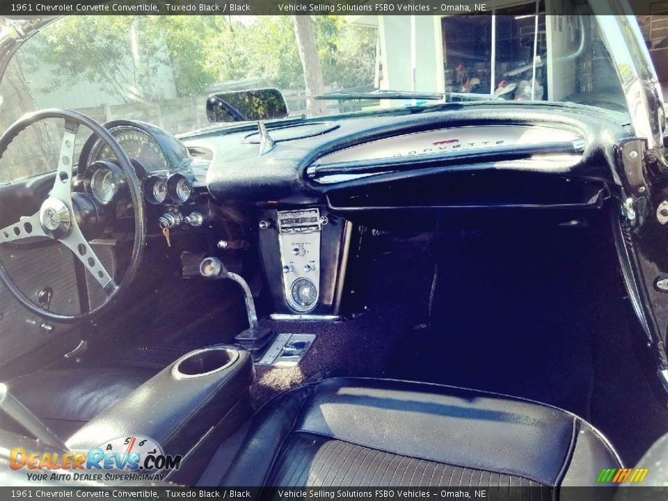 1961 Chevrolet Corvette Convertible Tuxedo Black / Black Photo #13