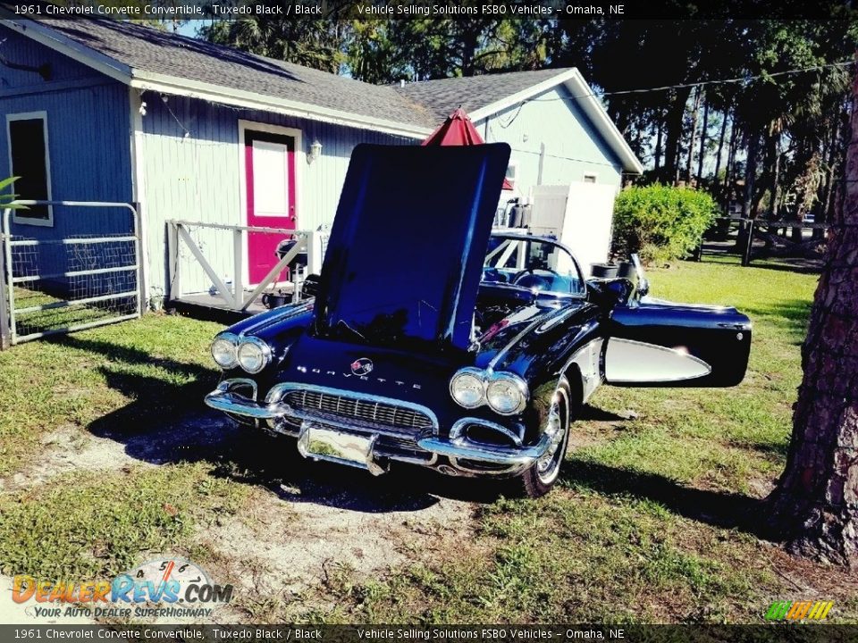 1961 Chevrolet Corvette Convertible Tuxedo Black / Black Photo #26