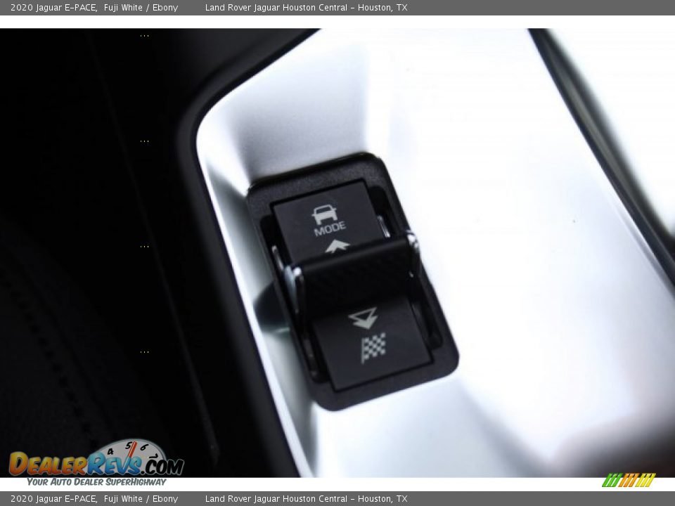 2020 Jaguar E-PACE Fuji White / Ebony Photo #17