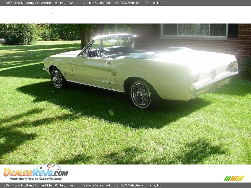 1967 Ford Mustang Convertible White / Blue Photo #7