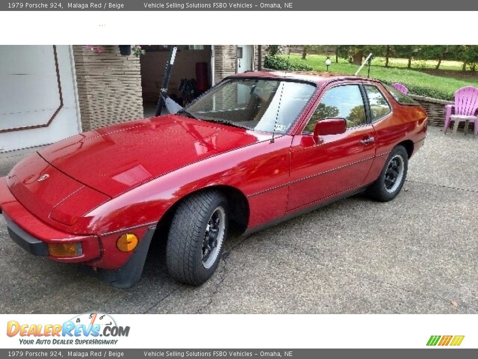 Malaga Red 1979 Porsche 924  Photo #2