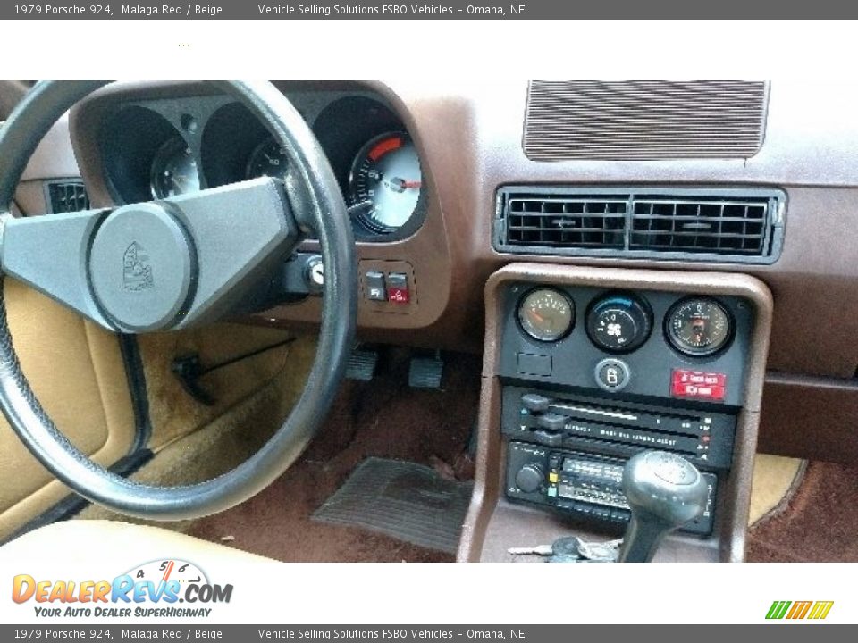 Dashboard of 1979 Porsche 924  Photo #6