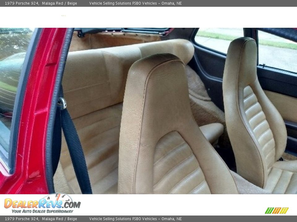 Rear Seat of 1979 Porsche 924  Photo #9