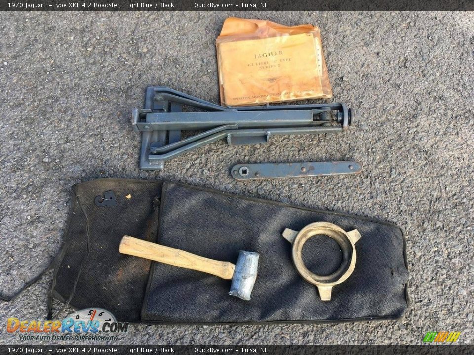 Tool Kit of 1970 Jaguar E-Type XKE 4.2 Roadster Photo #17