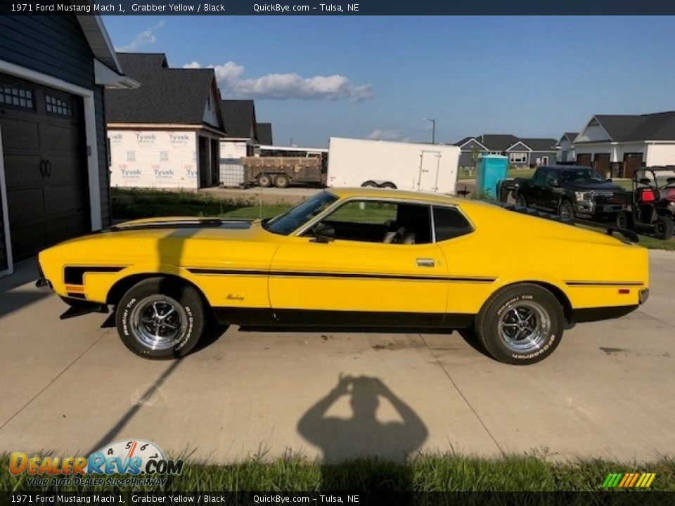 1971 Ford Mustang Mach 1 Grabber Yellow / Black Photo #2