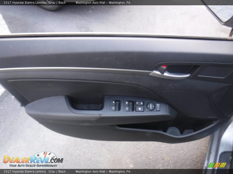 2017 Hyundai Elantra Limited Gray / Black Photo #13