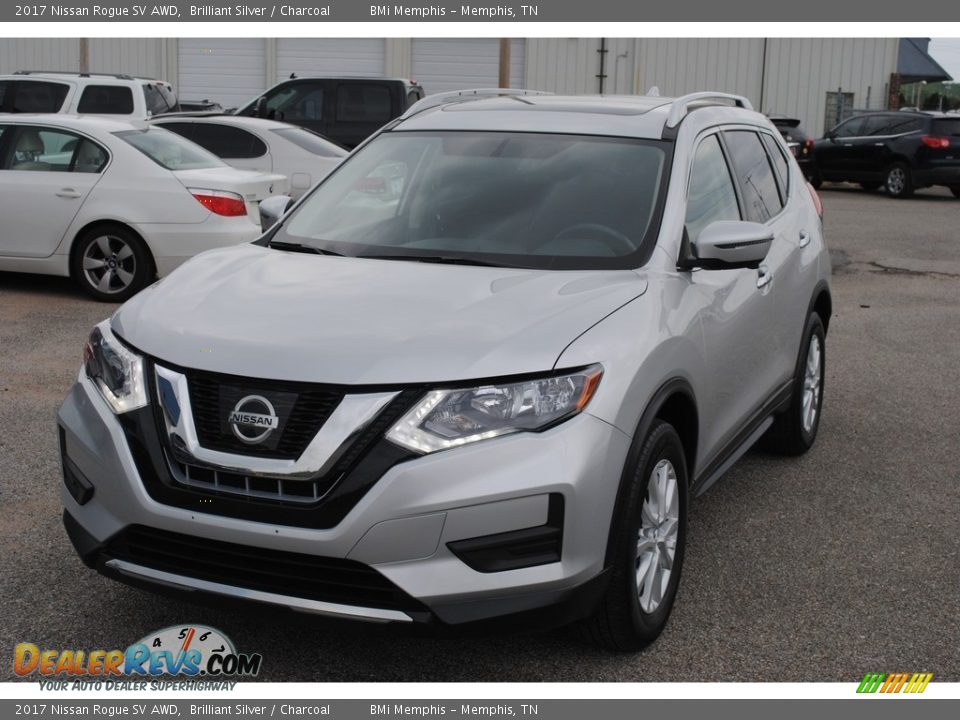 2017 Nissan Rogue SV AWD Brilliant Silver / Charcoal Photo #1