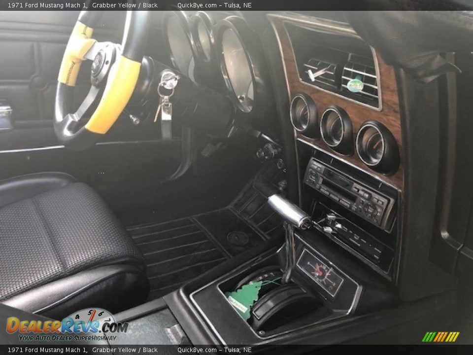 1971 Ford Mustang Mach 1 Grabber Yellow / Black Photo #16