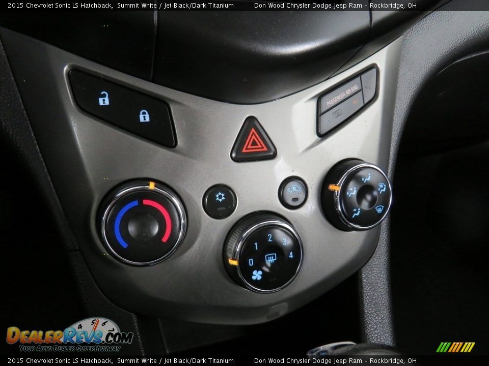 Controls of 2015 Chevrolet Sonic LS Hatchback Photo #27