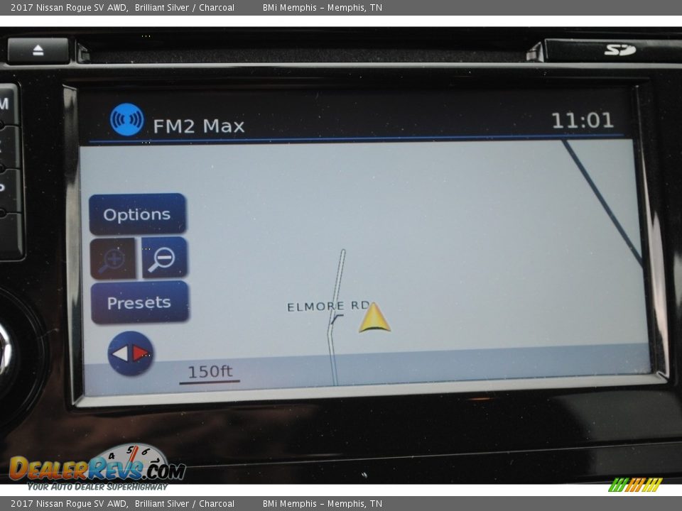 2017 Nissan Rogue SV AWD Brilliant Silver / Charcoal Photo #17